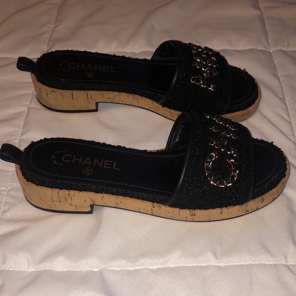 Autentic CHANEL sandals - Picture 3 of 9